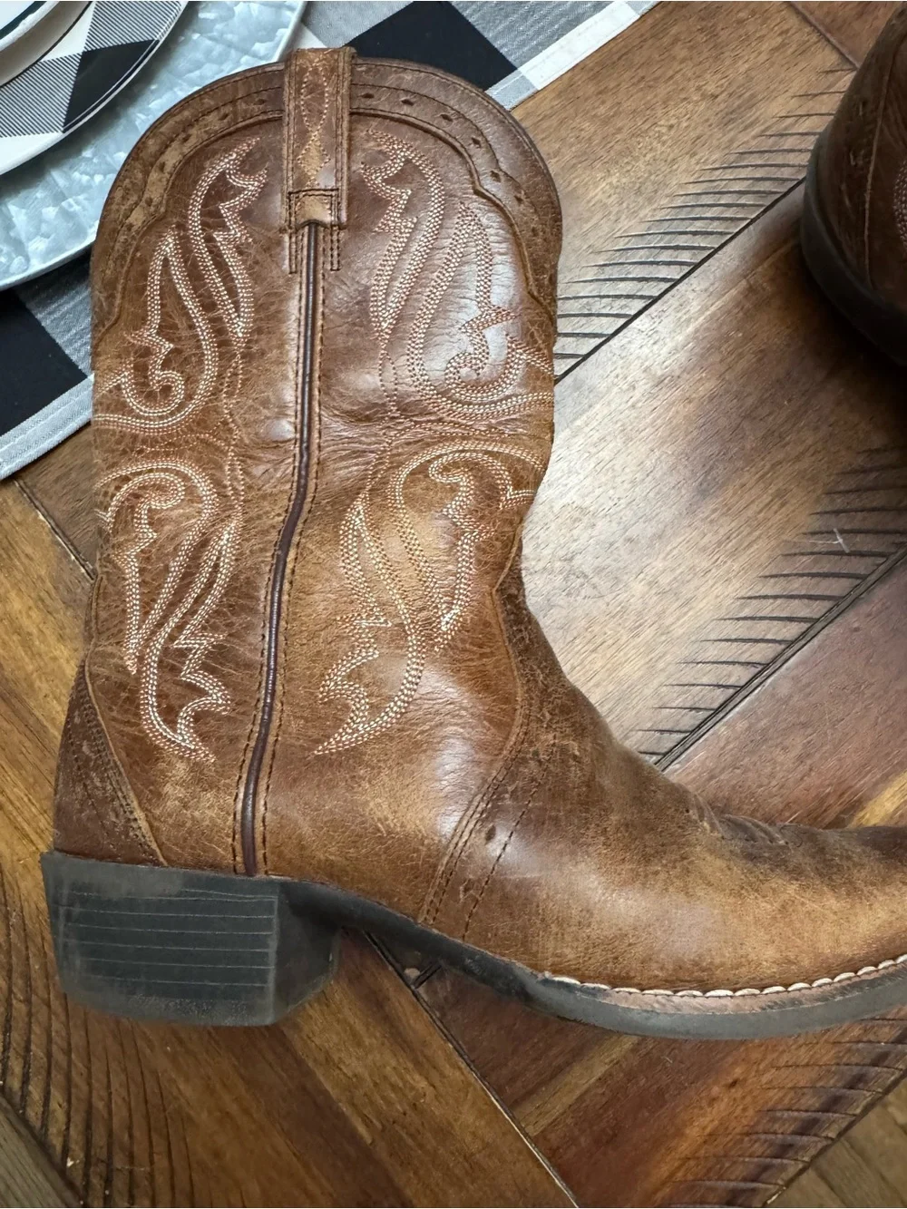 Ariat style name